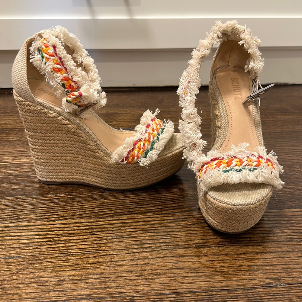 SCHUTZ Beige and Multicolor Woven Wedges